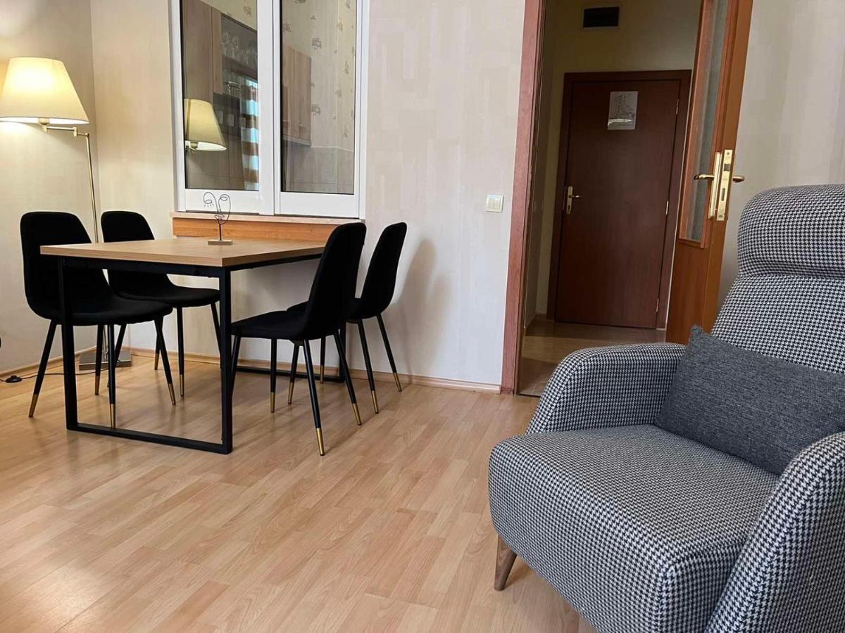 Flora Hotel Apartment 103 보로베츠 외부 사진
