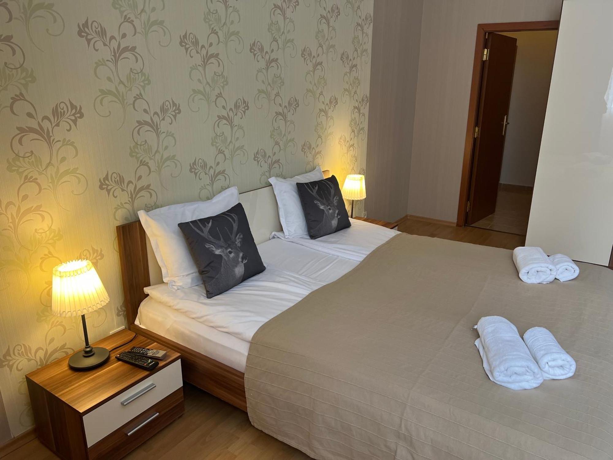 Flora Hotel Apartment 103 보로베츠 외부 사진